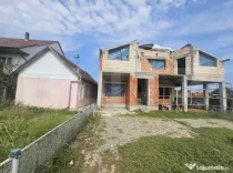 Teren + casa de vânzare, 1.439 mp, zona Periferie