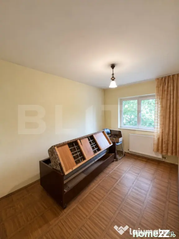 Apartament cu 3 camere, decomandat, zona Liliacului – Deva