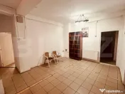 Spatiu comercial 121 mp, vitrina, 1 Mai 