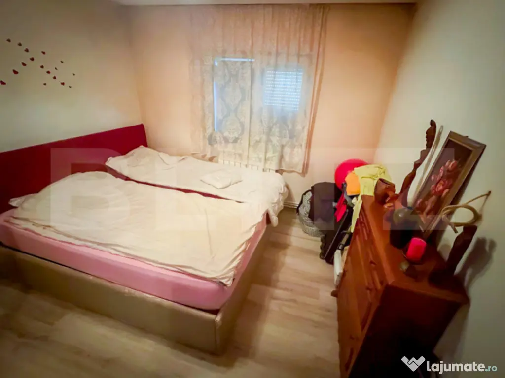 Apartament 2 camere semi-decomandat