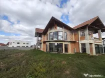 Casa semifinisata in Sanmartin, parter + etaj, 360 mp utili