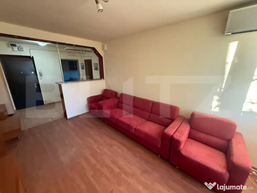 Apartament 3 camere, 55 mp, zona Nanterre