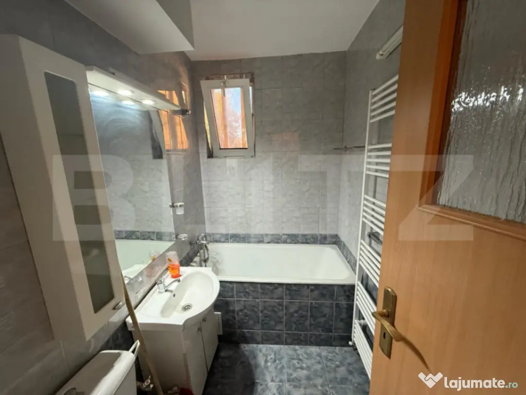 Apartament 3 camere, 55 mp, zona Nanterre