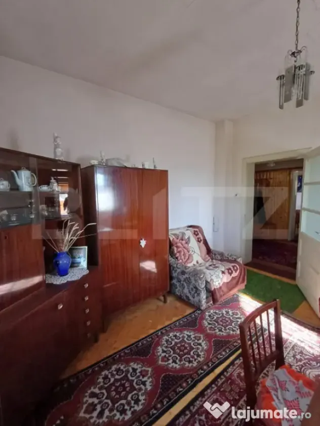 Casa renovabila cu 11508 mp teren, in Copaceni