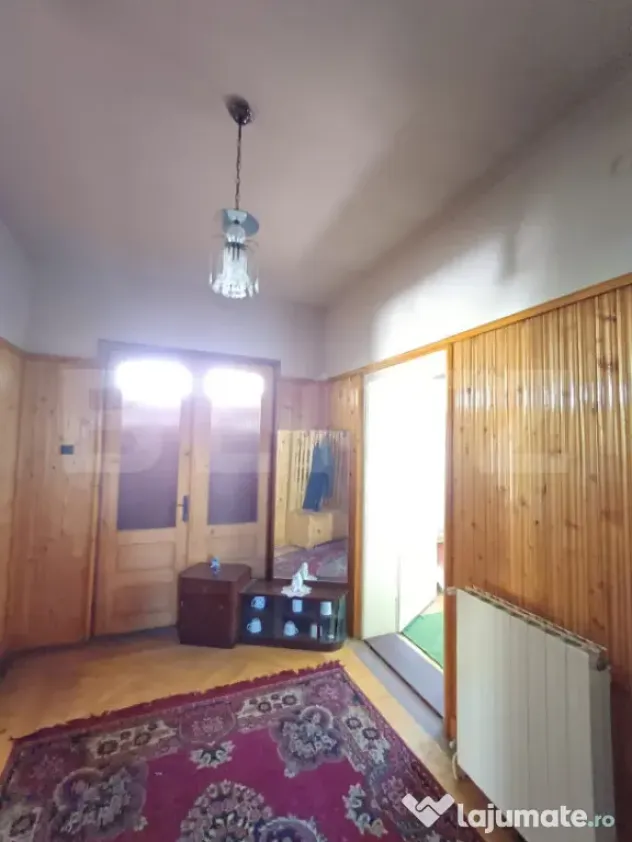 Casa renovabila cu 11508 mp teren, in Copaceni