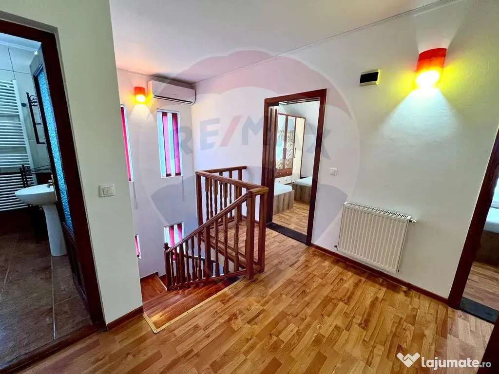 Casă / Vilă cu 7 camere de închiriat în zona Oncea