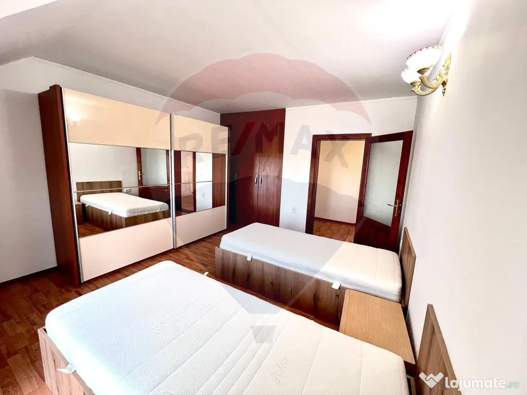 Casă / Vilă cu 7 camere de închiriat în zona Oncea