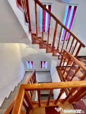 Casă / Vilă cu 7 camere de închiriat în zona Oncea