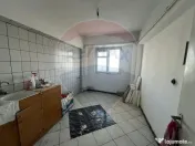 Apartament 4 camere in zona Piata 