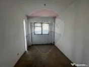 Apartament 4 camere in zona Piata 