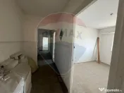 Apartament 4 camere in zona Piata 