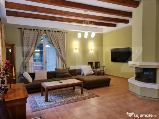 Afacere la cheie! Vila clasificata, 5 camere, 300 mp, teren