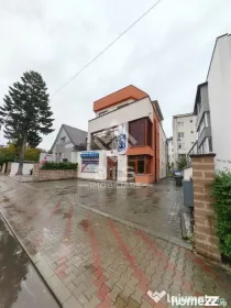 Spațiu Generos de Închiriat - 76 mp Utili - Zonă Ultra-Centrală.
