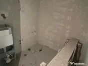 Apartament 2 camere 53 mp + curte 26 mp, toate utilitatile 