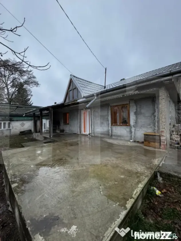 Casă de vânzare în Hudum – liniște, spațiu și confor - Hudum (Botosani)