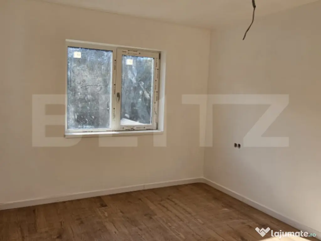 Duplex 4 camere, 130 mp utili, 275 mp teren, 3 băi, zona T?