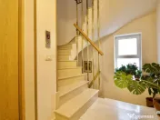 DOROBANTI-TUDOR STEFAN, ELEGANT, SINGUR PE NIVEL, 123MP! 