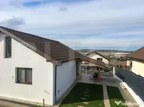 Casă individuală pe un nivel, cu garaj, zona Sannicoara