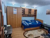 Casa spatioasa cu 5 camere si curte proprie in Zona Bratian 