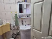 Casa spatioasa cu 5 camere si curte proprie in Zona Bratian 