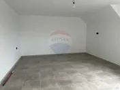 Casă / Vilă cu 5 camere de vânzare