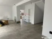 Casă / Vilă cu 5 camere de vânzare