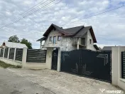 Casă / Vilă cu 5 camere de vânzare 
