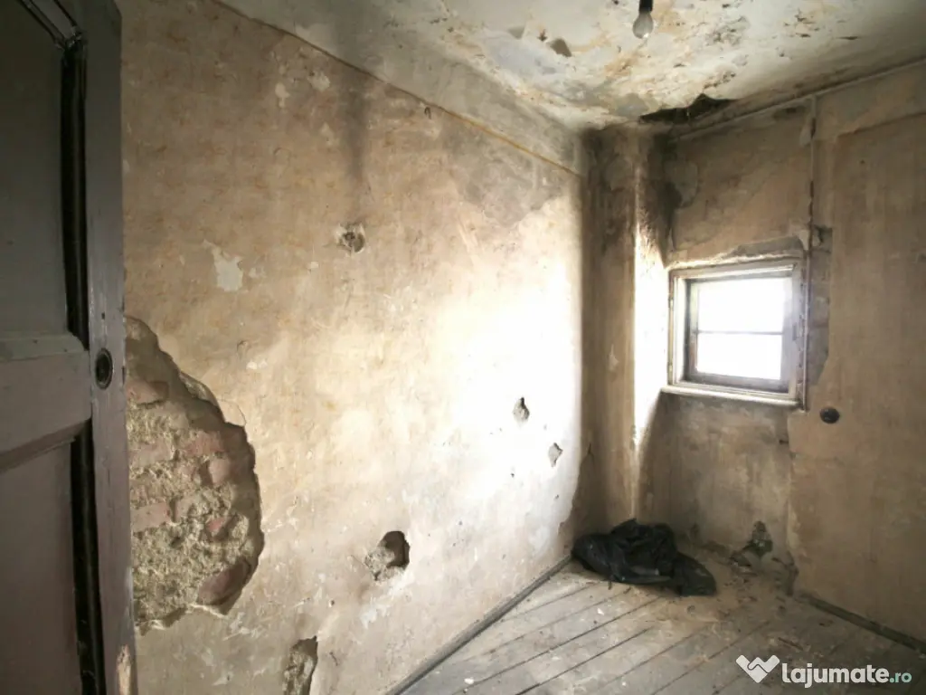 CISMIGIU -BERZEI, MANSARDA NEAMENAJATA, 125 MP!