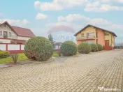 Casă spațioasă și elegantă, teren 1547 mp în Stupin... 