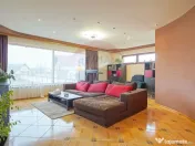 Casă spațioasă și elegantă, teren 1547 mp în Stupin... 