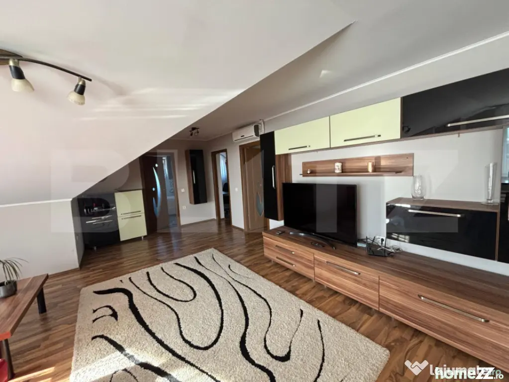 Apartament cu 3 camere, 87 mp, parcare, zona Eroilor