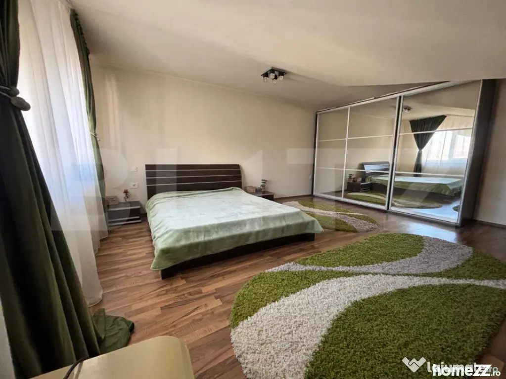 Apartament cu 3 camere, 87 mp, parcare, zona Eroilor