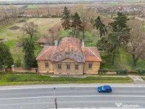 Conac aristocratic secolul XIX , domeniu 2,5 hectare — ...