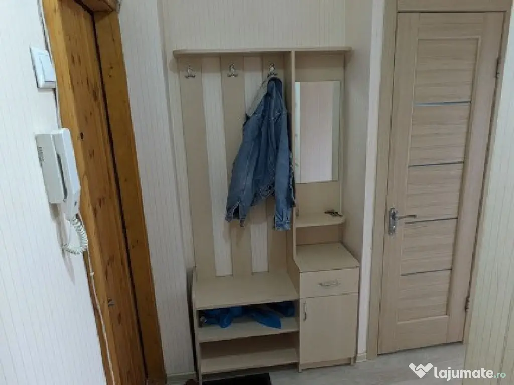 Inchiriere apartament cu doua camere in zona Eroii Revolutiei