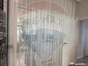 Apartament cu 4 camere de vânzare în zona Sarari 