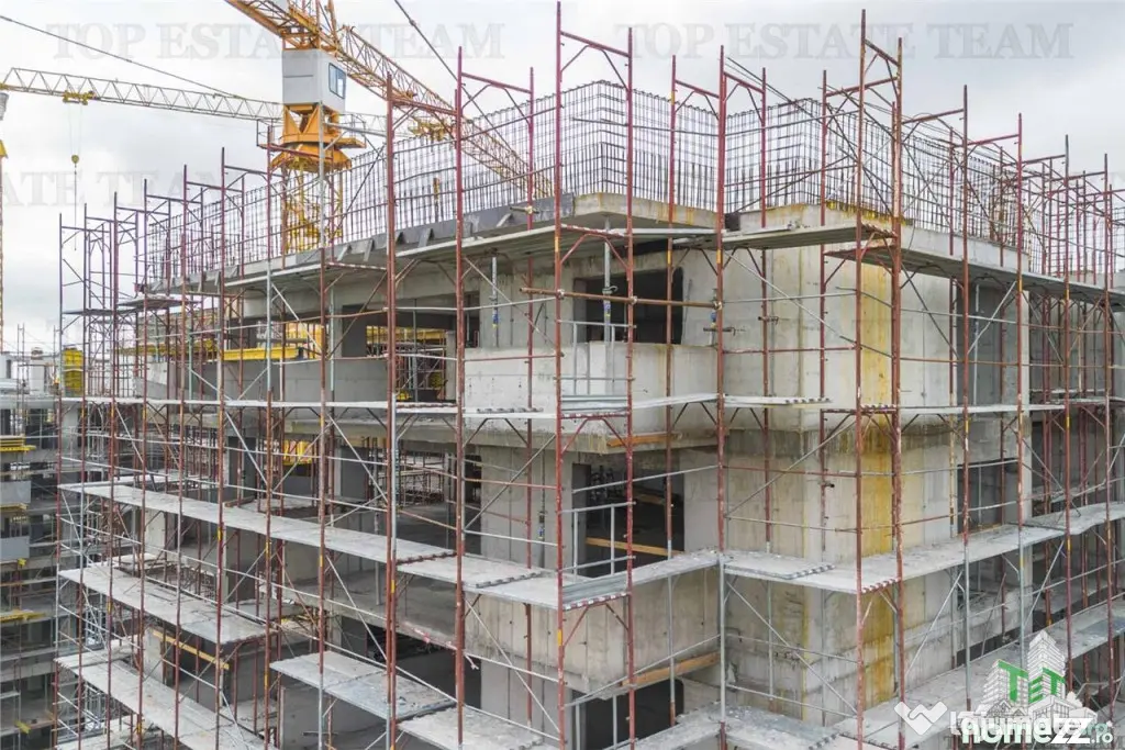 Apartament de 3 camere etajele 1-9 in apropiere de Antiaeria