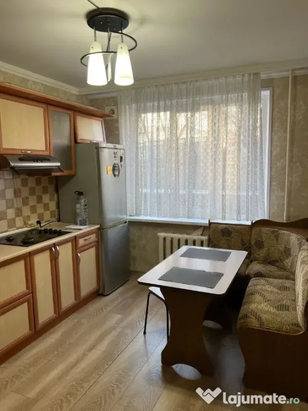 Garsoniera de inchiriat in zona Andronache