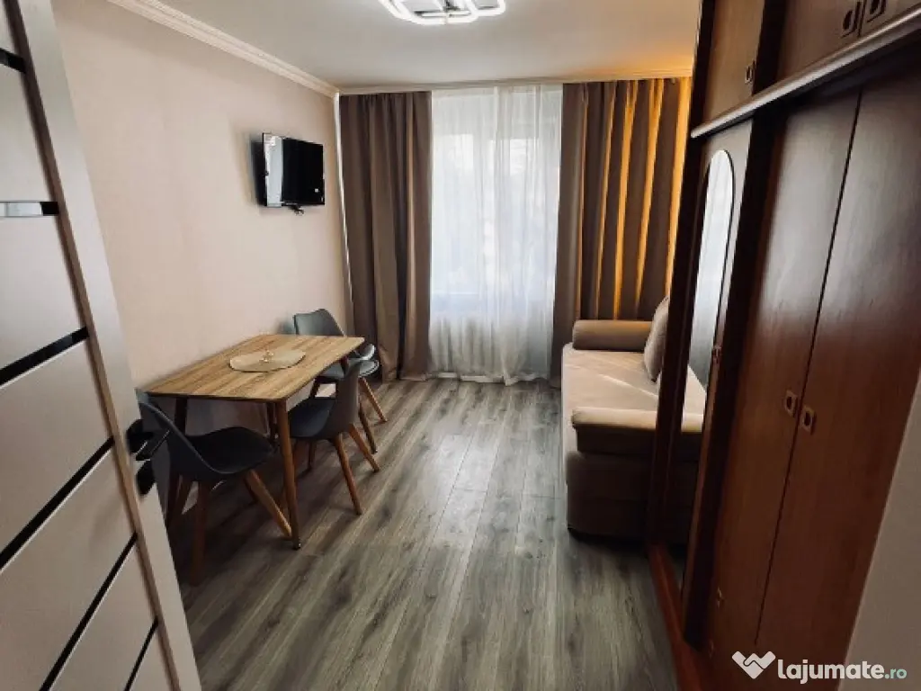 Garsoniera de inchiriat in zona Unirii
