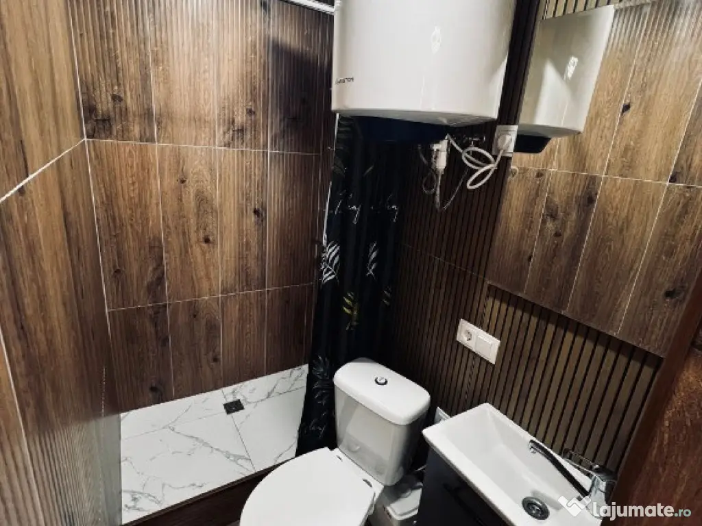 Garsoniera de inchiriat in zona Unirii