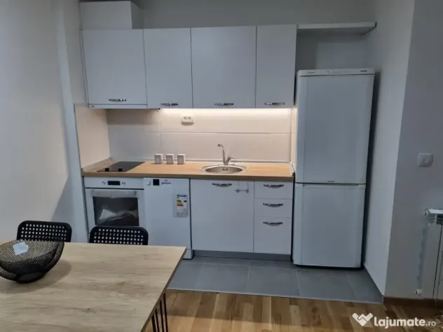 Garsoniera in zona Tineretului de inchiriat