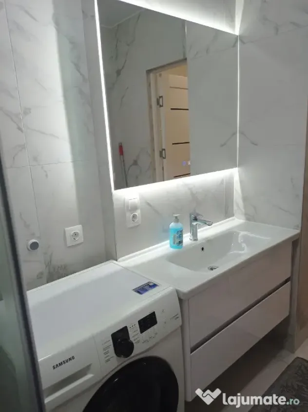 De inchiriat apartament cu 2 camere in zona Aparatorii Patriei