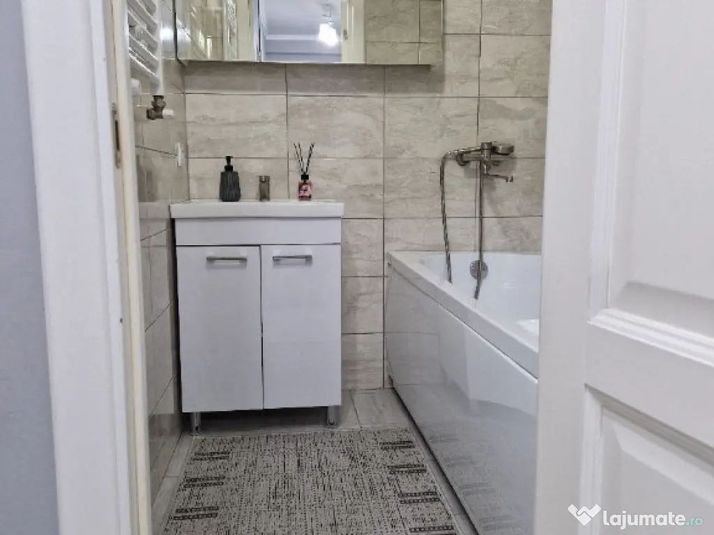 Apartament 2 camere de închiriat în Colentina