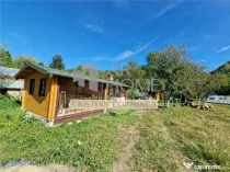 Teren cu constructii Cosmina de Sus - Foisor, baie, cabanuta