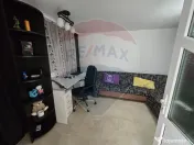 Casă / Vilă cu 6 camere de vânzare 