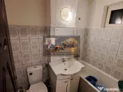 Apartament 3 camere/ Etajul 2 Bloc Turn/Bloc in reabilita... 