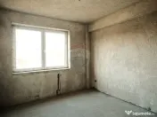 De vanzare bloc la gri format din 9 apartamente 