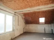 De vanzare bloc la gri format din 9 apartamente 