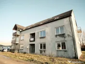 De vanzare bloc la gri format din 9 apartamente 