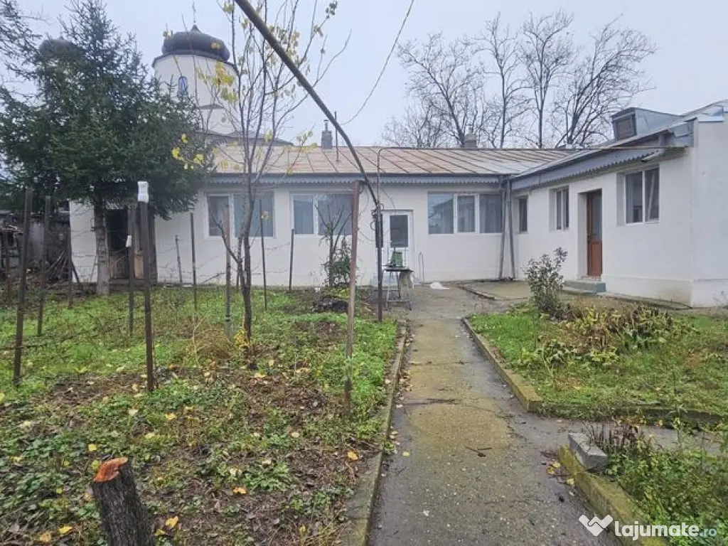 Casa din caramida – Zona Centrala, Parc CFR – Pret 17...