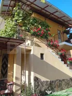 CASA IN CENTRU -REGHIN CU SPATIU COMERCIAL